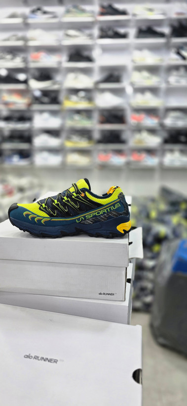 کتونی ورزشی مردانه برند LA SPORTIVA تنفس پذیر زیره ضد سایش و لغزش