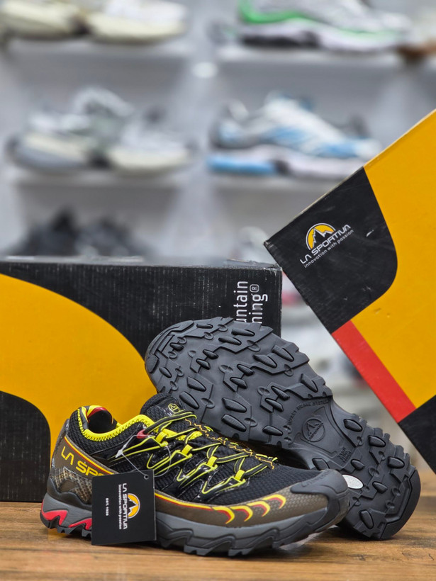 کتونی ورزشی مردانه برند LA SPORTIVA تنفس پذیر زیره ضد سایش و لغزش