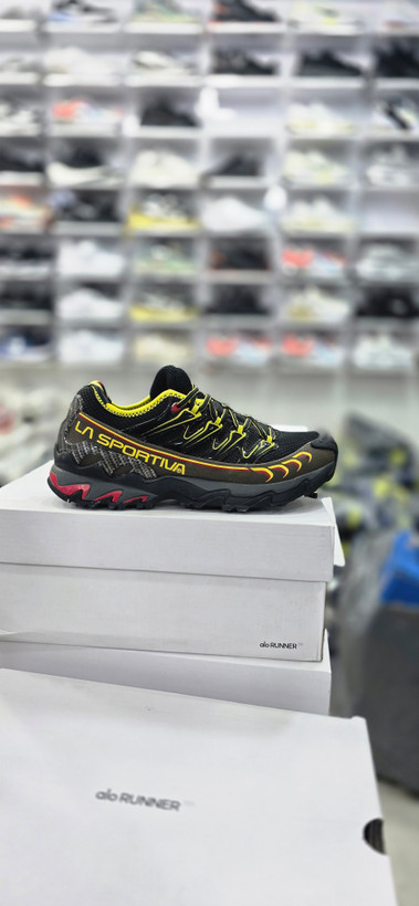 کتونی ورزشی مردانه برند LA SPORTIVA تنفس پذیر زیره ضد سایش و لغزش