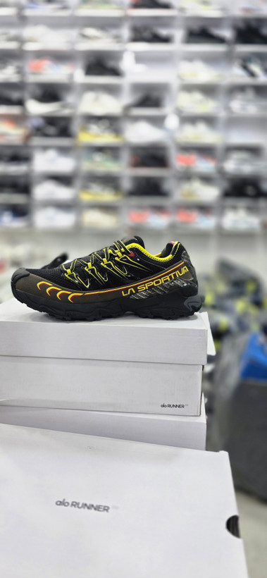 کتونی ورزشی مردانه برند LA SPORTIVA تنفس پذیر زیره ضد سایش و لغزش